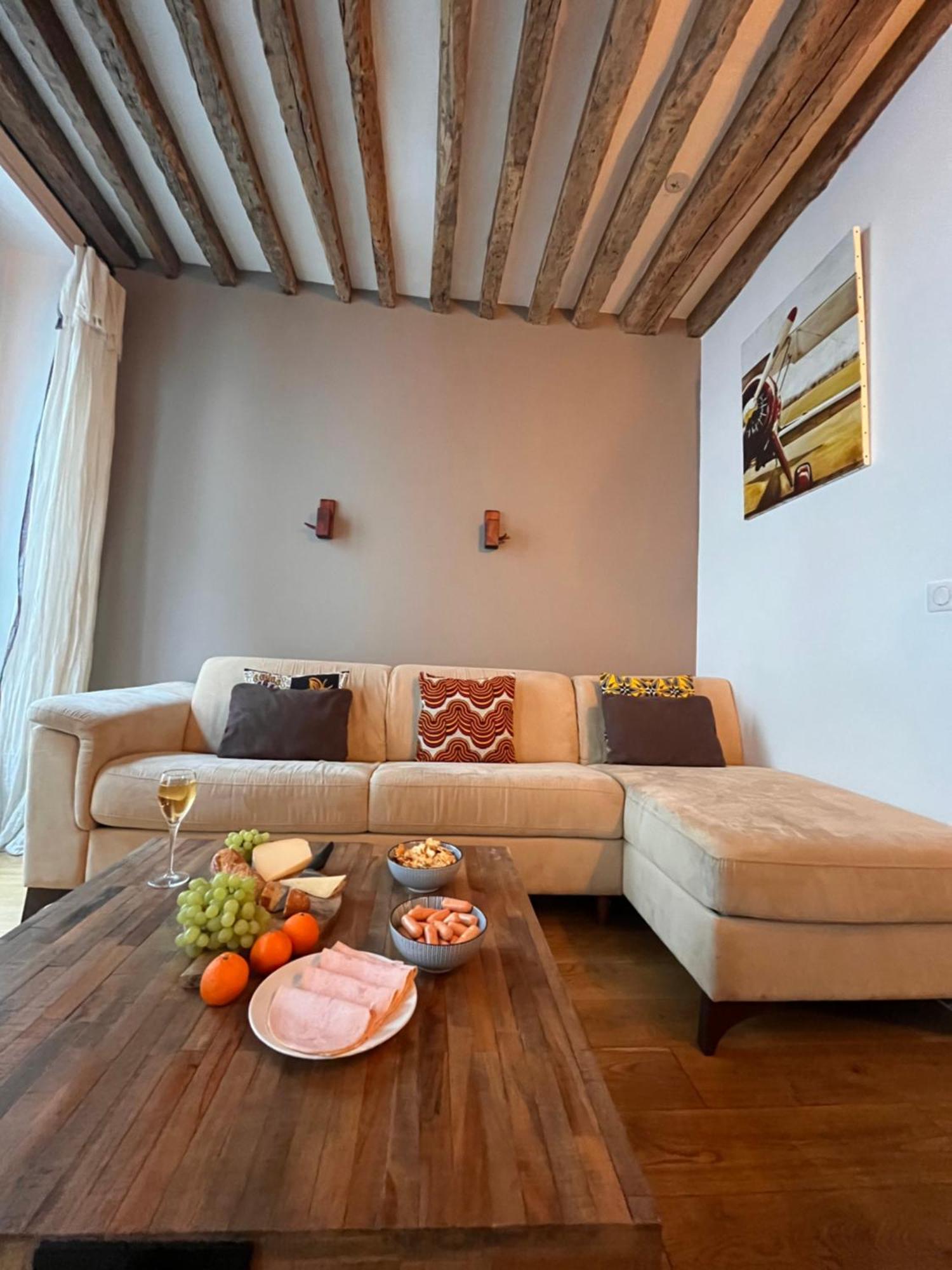 A Saint-paul En Plein Coeur Du Marais 4 Pers Appartement *